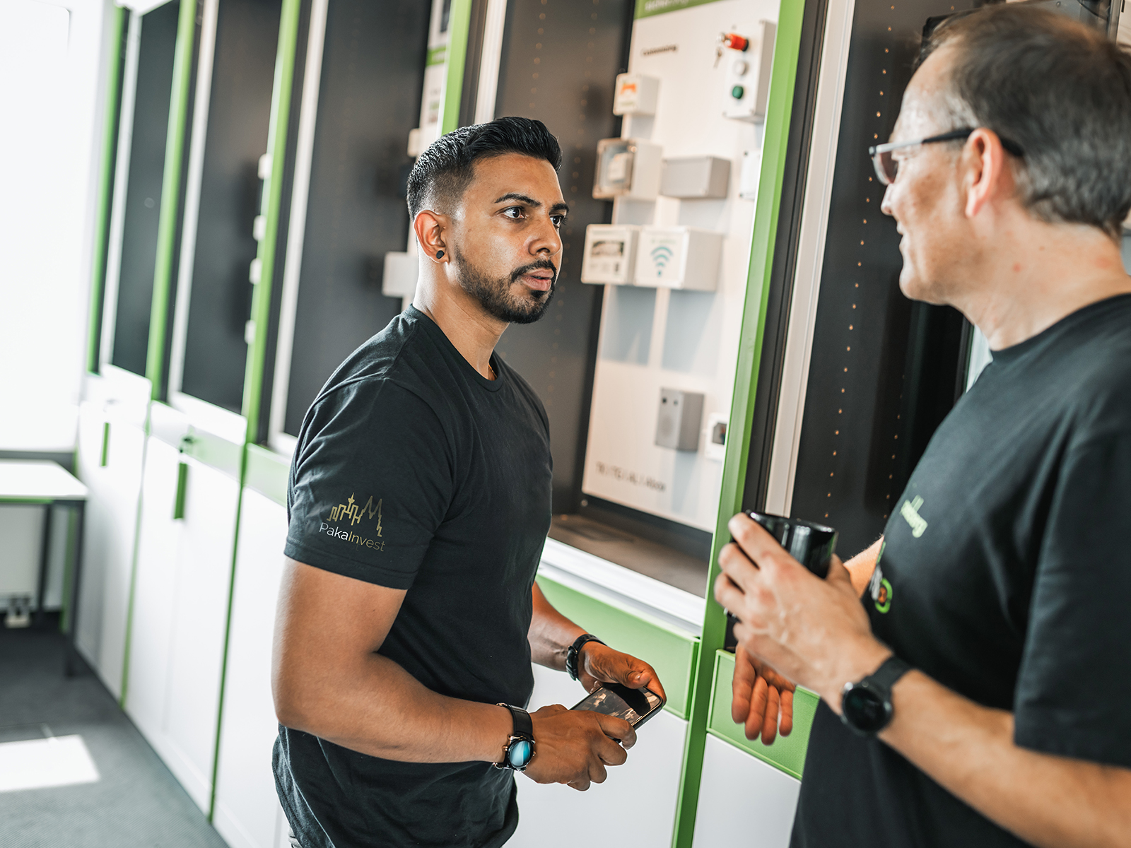 PakaInvest-Beratung zu Photovoltaik, Speicher und Energietechnik